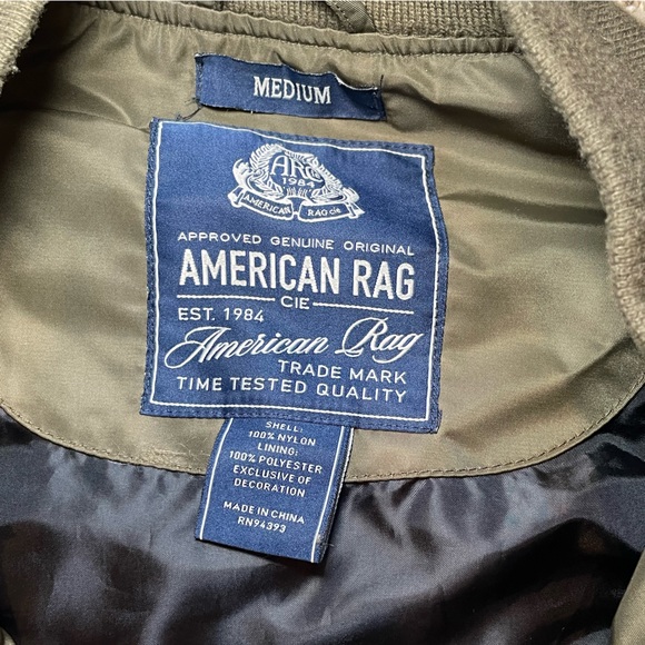 American Rag Full Zip Puffer Coat: Size Medium (M), Green, Genuine and Original - Picture 4 of 4